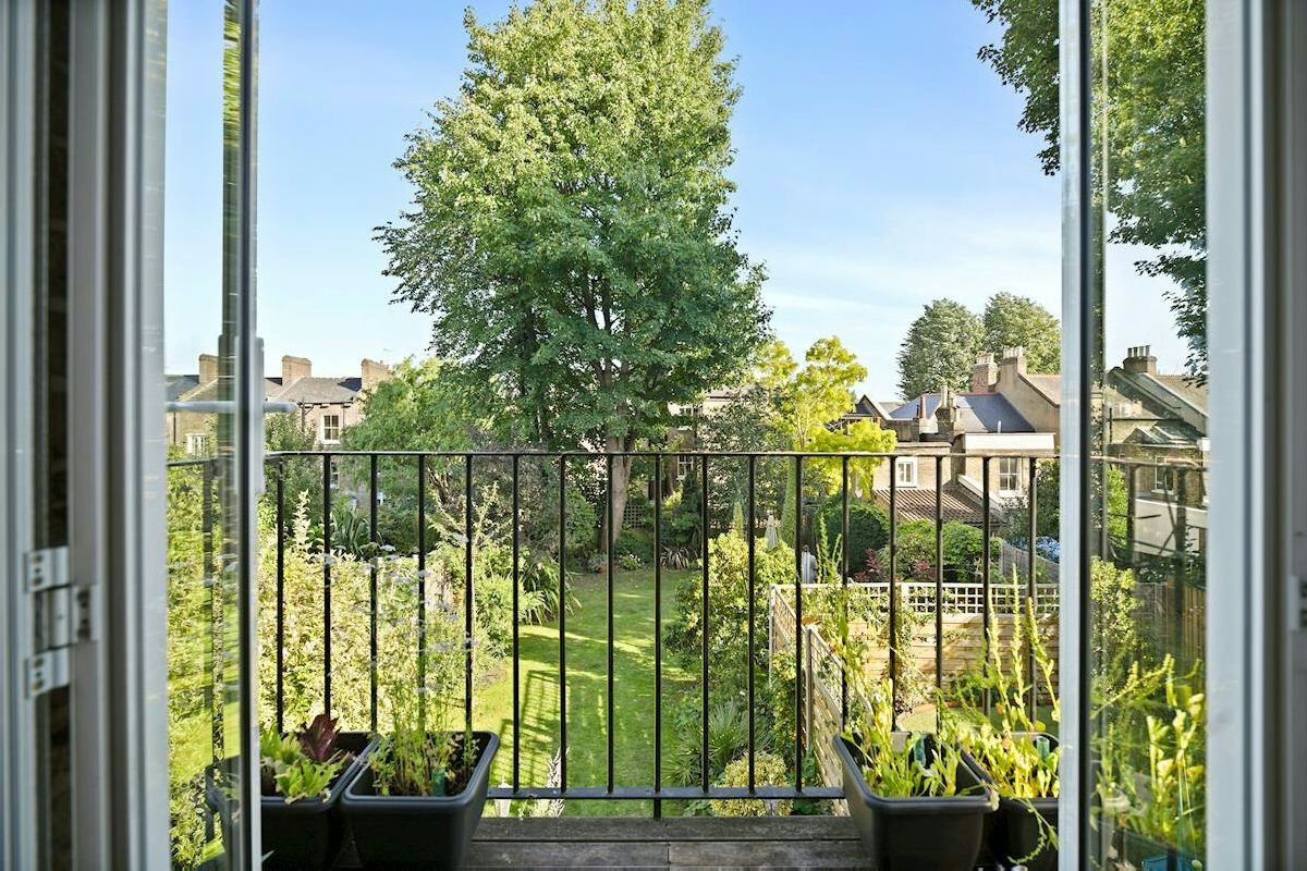 Dresden Road  Whitehall Park N19 3BE, London - £1,085,000