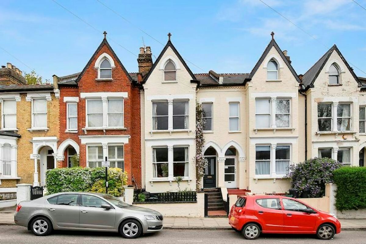 Cheverton Road  Whitehall Park N19 3BA, London - £1,315,000