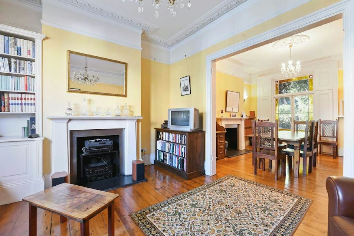 Archway Road  Highgate N6 5BL, London - £980,000