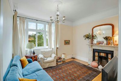 Sunnyside Road Whitehall Park N19 3SL, London - £395,000