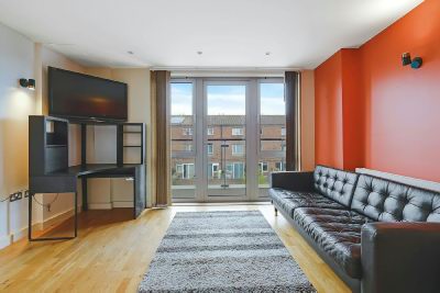 Elthorne Road, Archway N19 4AS, London - &pound;425,000